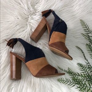 Halogen • Tan Brown and Navy tassel Heels